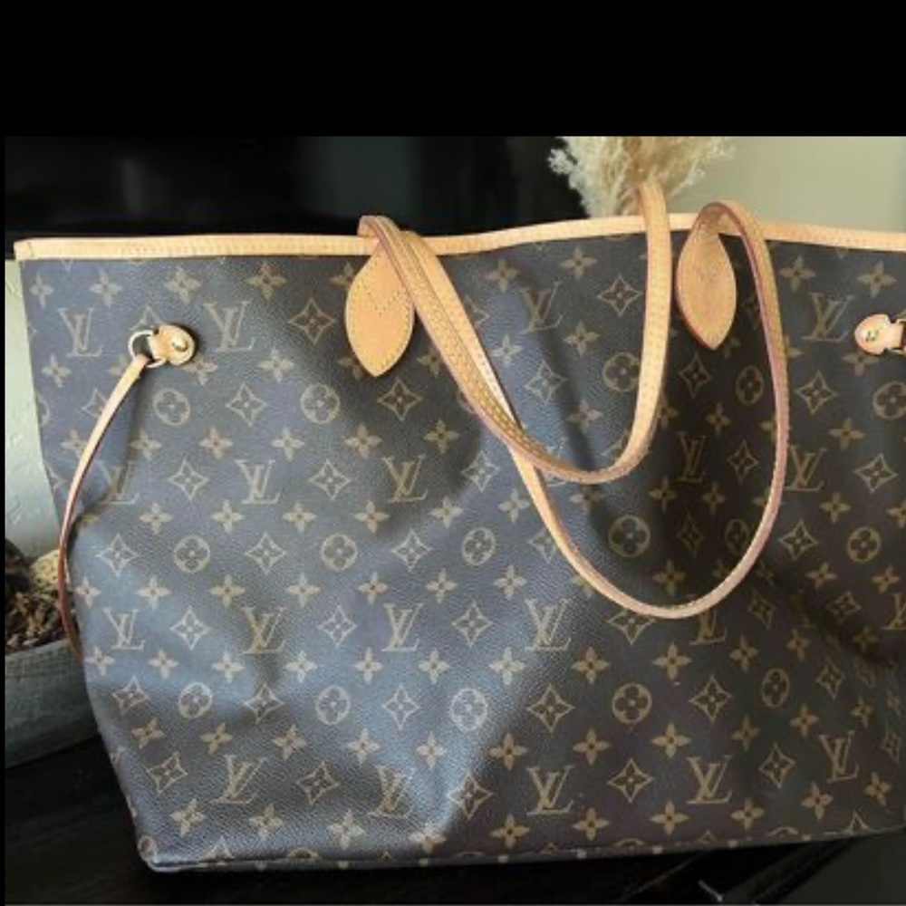 Gm Louis Vuitton